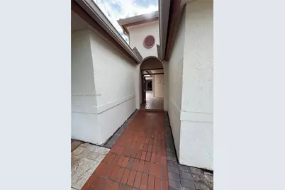 212 Citrus Trl, Boynton Beach, FL 33436 - Photo 5