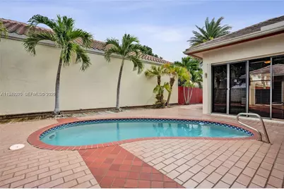 212 Citrus Trl, Boynton Beach, FL 33436 - Photo 25