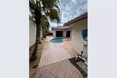 212 Citrus Trl, Boynton Beach, FL 33436 - Photo 21