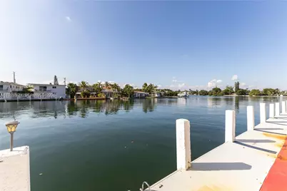 8530 Byron Ave #402, Miami Beach, FL 33141 - Photo 9
