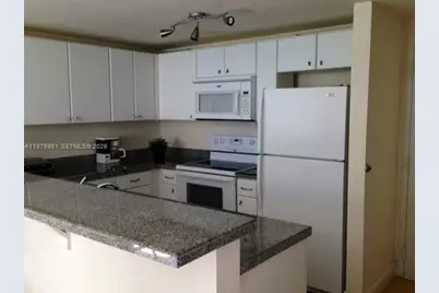 2740 SW 28th Ter #304, Miami, FL 33133 - Photo 3