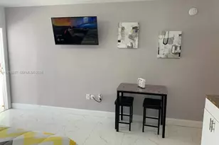 1762 NW 15th St, Miami, FL 33125 - Photo 21