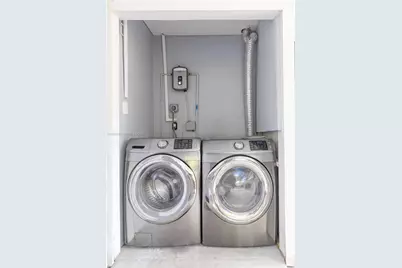 1762 NW 15th St, Miami, FL 33125 - Photo 15