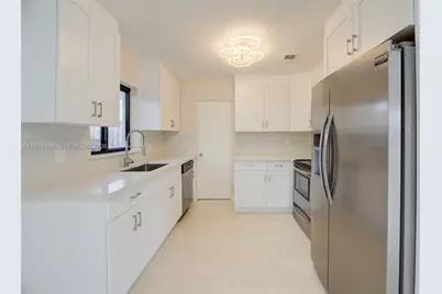 7965 Normandy St, Miramar, FL 33023 - Photo 7