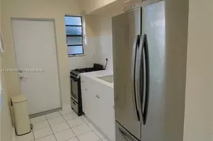 807 86th St, Miami Beach, FL 33141 - Photo 5