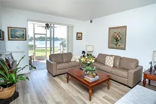 10730 NW 66th St, Doral, FL 33178 - Photo 9