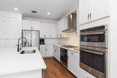 19510 Broad Shore Walk, Loxahatchee, FL 33470 - Photo 3