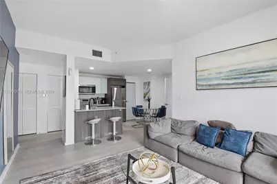 481 NE 29th St #604, Miami, FL 33137 - Photo 3