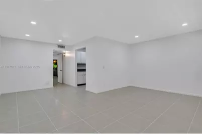 251 SW 132nd Way #408H, Pembroke Pines, FL 33027 - Photo 9