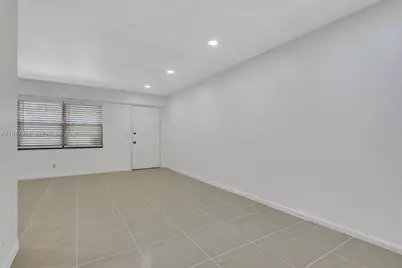 251 SW 132nd Way #408H, Pembroke Pines, FL 33027 - Photo 11