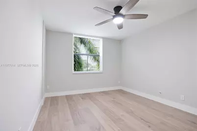 1450 SE 3rd Ave #409, Dania Beach, FL 33004 - Photo 9