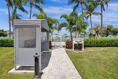 62 Monaco B #62, Delray Beach, FL 33446 - Photo 43