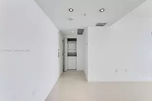800 Claughton Island Dr, Miami, FL 33131 - Photo 29
