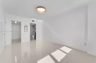 800 Claughton Island Dr, Miami, FL 33131 - Photo 25