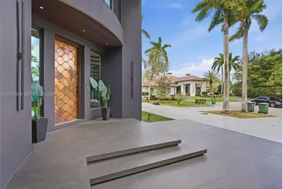 3560 Paddock Rd, Weston, FL 33331 - Photo 5