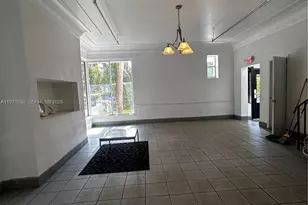 820 Euclid Ave, Miami Beach, FL 33139 - Photo 3