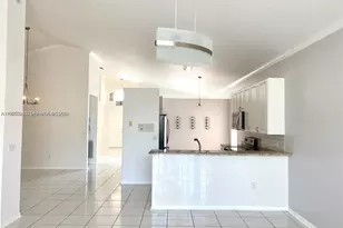 15627 SW 16th Ct, Pembroke Pines, FL 33027 - Photo 7