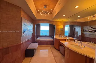 17875 Collins Ave, Sunny Isles Beach, FL 33160 - Photo 11