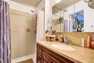 871 NE 207th Ln, Miami, FL 33179 - Photo 27