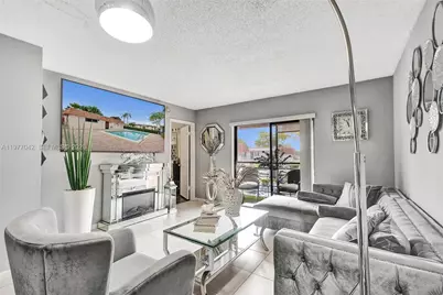 871 NE 207 Ln #203-15, Miami, FL 33179 - Photo 5