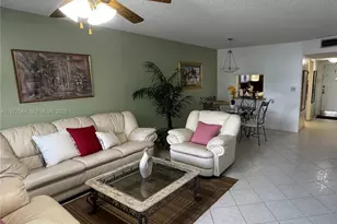 8330 Sands Point Blvd, Tamarac, FL 33321 - Photo 11