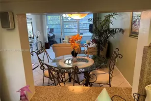 8330 Sands Point Blvd, Tamarac, FL 33321 - Photo 9