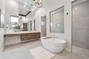 8950 W Parkland Bay Trl, Parkland, FL 33076 - Photo 25