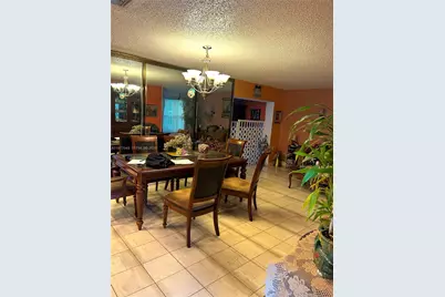 11219 SW 33 Rd Circle Pl 11219 SW 33 Rd Cir Pl, Miami, FL 33165 - Photo 3