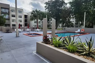 8000 SW 149th Ave, Miami, FL 33193 - Photo 15