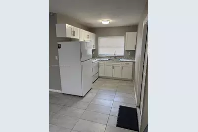 931 SW 80th Ave #A, North Lauderdale, FL 33068 - Photo 3