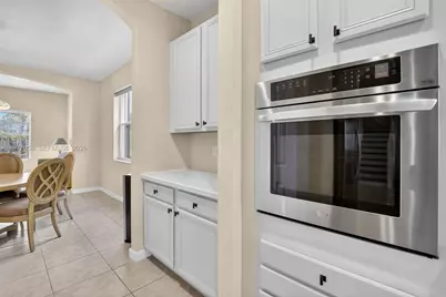 19151 N Hibiscus St, Weston, FL 33332 - Photo 7
