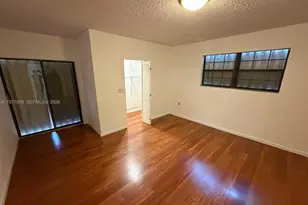 1585 W 53rd St, Hialeah, FL 33012 - Photo 15