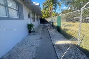 2929 NW 47th St, Miami, FL 33142 - Photo 3
