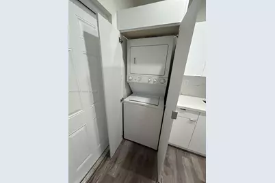 2929 NW 47th St #2, Miami, FL 33142 - Photo 5