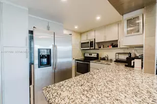 8000 Harding Ave, Miami Beach, FL 33141 - Photo 3