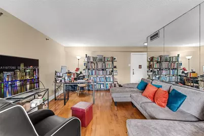 10641 SW 108th Ave #3D, Miami, FL 33176 - Photo 5