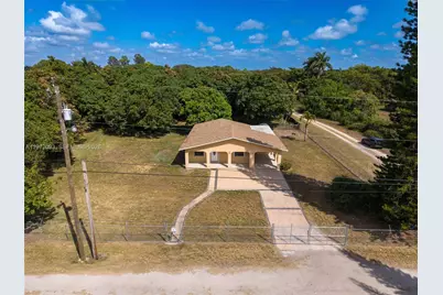 15401 SW 212th St, Miami, FL 33187 - Photo 59