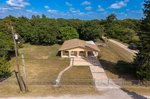 15401 SW 212th St, Miami, FL 33187 - Photo 59