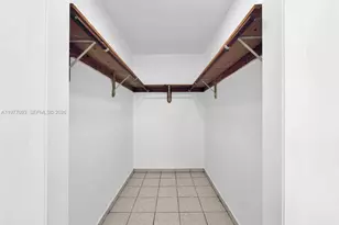 15401 SW 212th St, Miami, FL 33187 - Photo 25