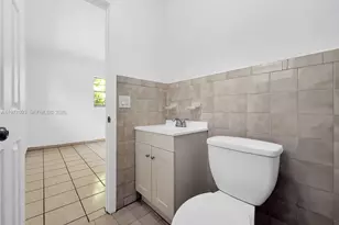 15401 SW 212th St, Miami, FL 33187 - Photo 31