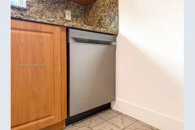 15401 SW 212th St, Miami, FL 33187 - Photo 15