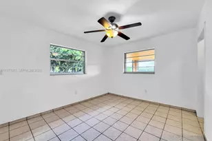 15401 SW 212th St, Miami, FL 33187 - Photo 23