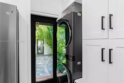 1028 NE 84th St, Miami, FL 33138 - Photo 23