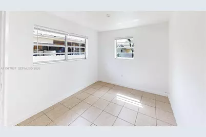 2760 NW 58th St, Miami, FL 33142 - Photo 23