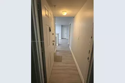 677 SW 111th Ave #202, Pembroke Pines, FL 33025 - Photo 3