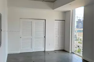 151 SE 1st St, Miami, FL 33131 - Photo 13