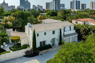 2887 Pine Tree Dr, Miami Beach, FL 33140 - Photo 3