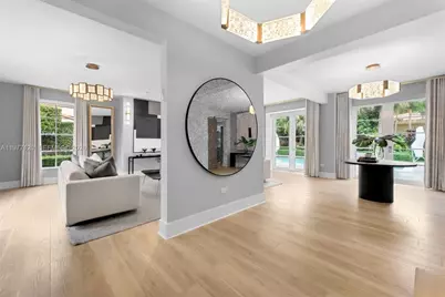 2887 Pine Tree Dr, Miami Beach, FL 33140 - Photo 11