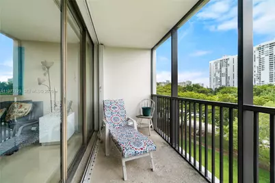 3401 N Country Club Dr #510, Aventura, FL 33180 - Photo 5