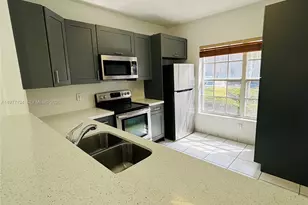 16134 Emerald Cove Rd, Weston, FL 33331 - Photo 3